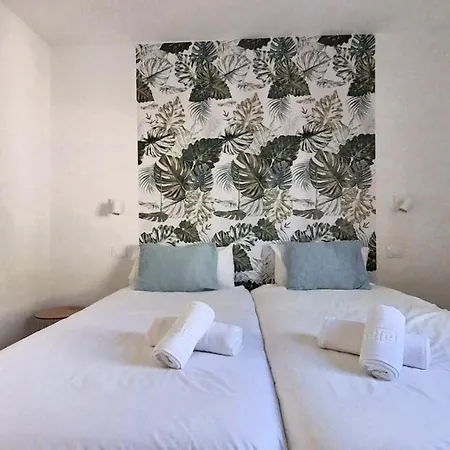 Chez Violette, By Comfortable Luxury Apartmán *