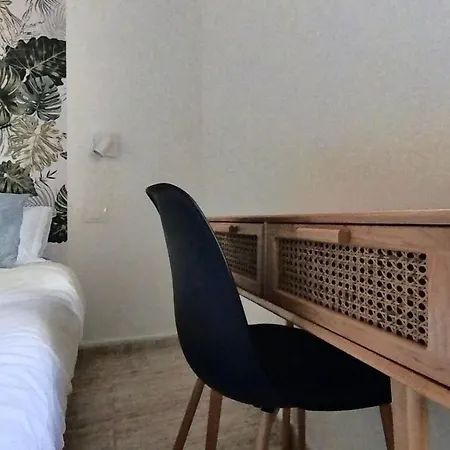Chez Violette, By Comfortable Luxury *